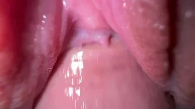 Tôi đã địt vợ bạn tôi và xuất tinh vào miệng cô ấy khi chúng tôi ở nhà một mình.